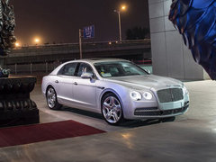 2013款 6.0T 自动 W12 尊贵版