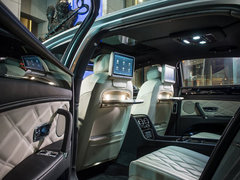 2013款 6.0T 自动 W12 尊贵版