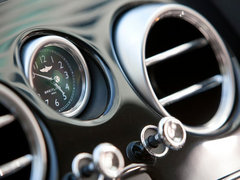 2013款 6.0T 自动 W12 尊贵版