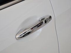 2013款 2.4L 自动 两驱豪华版