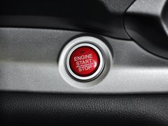 2013款 2.4L 自动 两驱豪华版
