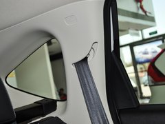 2013款 2.4L 自动 两驱豪华版