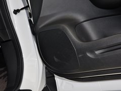 2013款 2.4L 自动 两驱豪华版
