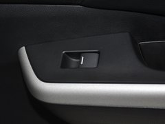 2013款 2.4L 自动 两驱豪华版