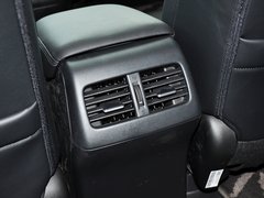 2013款 2.4L 自动 两驱豪华版