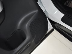 2013款 2.4L 自动 两驱豪华版