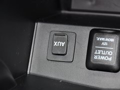 2013款 2.4L 自动 两驱豪华版