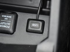 2013款 2.4L 自动 两驱豪华版