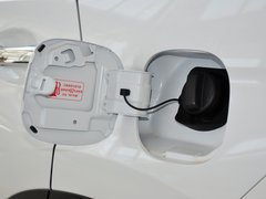 2013款 2.4L 自动 两驱豪华版