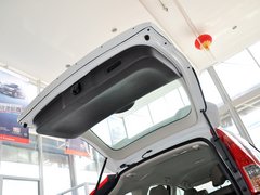 2013款 2.4L 自动 两驱豪华版