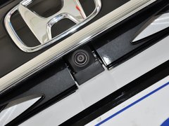 2013款 2.4L 自动 两驱豪华版
