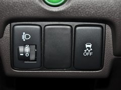 2013款 2.0L 自动 两驱经典版