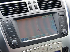 2013款 2.0L 自动 尊贵型 5座