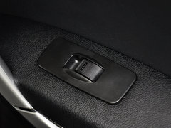 2013款 2.0L 手动 豪华型