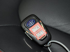 2013款 2.0L 手动 豪华型