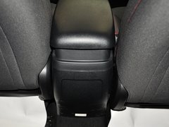 2013款 2.0L 自动 舒适型