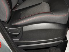 2013款 2.0L 自动 舒适型