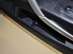 2013款 2.0L 自动 舒适型