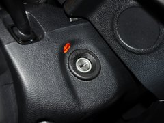 2013款 2.0L 自动 舒适型