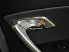 2013款 2.0L 自动 舒适型