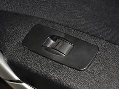 2013款 2.0L 自动 舒适型