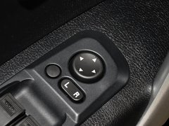 2013款 2.0L 自动 舒适型