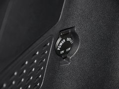 2013款 2.0L 自动 舒适型
