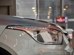 2013款 2.0L 自动 舒适型