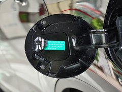 2013款 2.0L 自动 豪华型