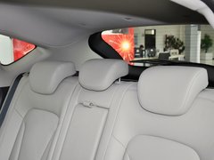 2013款 2.0L 自动 豪华型