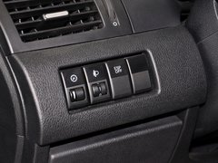 2013款 2.0L 自动 豪华型