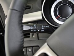 2013款 2.0L 自动 豪华型