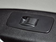 2013款 2.0L 自动 豪华型