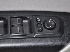 2013款 2.0L 自动 豪华型