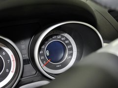 2013款 2.0L 自动 豪华型