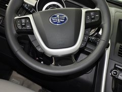 2013款 2.0L 自动 豪华型