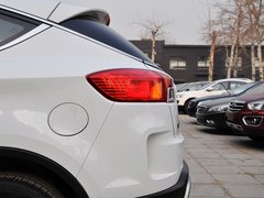 2013款 2.0L 自动 豪华型