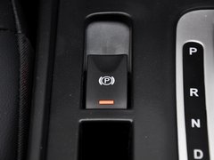 2013款 2.0L 自动 豪华型