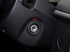 2013款 2.0L 自动 豪华型