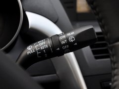 2013款 2.0L 自动 豪华型