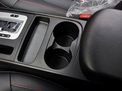 2013款 2.0L 自动 豪华型