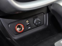 2013款 2.0L 自动 豪华型