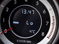 2013款 2.0L 自动 豪华型