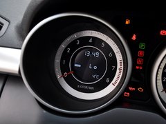 2013款 2.0L 自动 豪华型