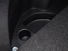 2013款 2.0L 自动 豪华型