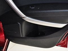 2013款 2.0L 自动 豪华型