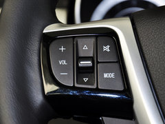 2013款 2.0L 自动 豪华型