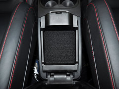 2013款 2.0L 自动 豪华型