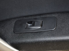 2013款 2.0L 自动 豪华型