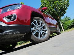 2014款 2.4L 自动 四驱豪华导航版 5座